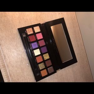 Anastasia Beverly Hills x Jackie Aina palette